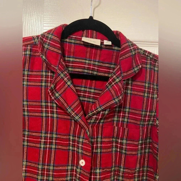 L.L. Bean Soft Cotton Red Plaid Flannel Long Sleeve Button Panama Top Size XS - Picture 4 of 11